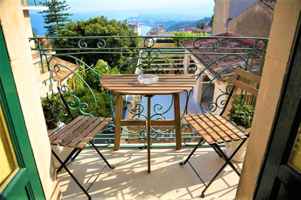 Greek Theater - Sea View Apartment ตาออร์มินา ภายนอก รูปภาพ