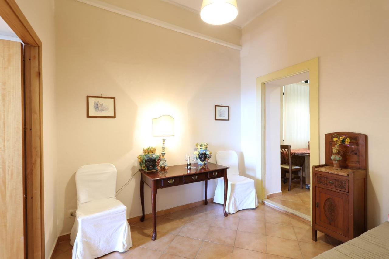 Greek Theater - Sea View Apartment ตาออร์มินา ภายนอก รูปภาพ