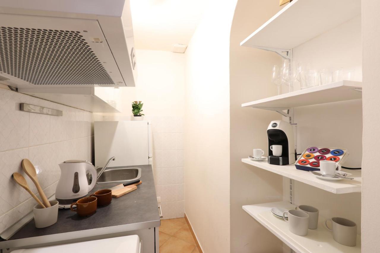 Greek Theater - Sea View Apartment ตาออร์มินา ภายนอก รูปภาพ